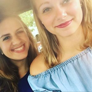 Meet your Posher, Riley